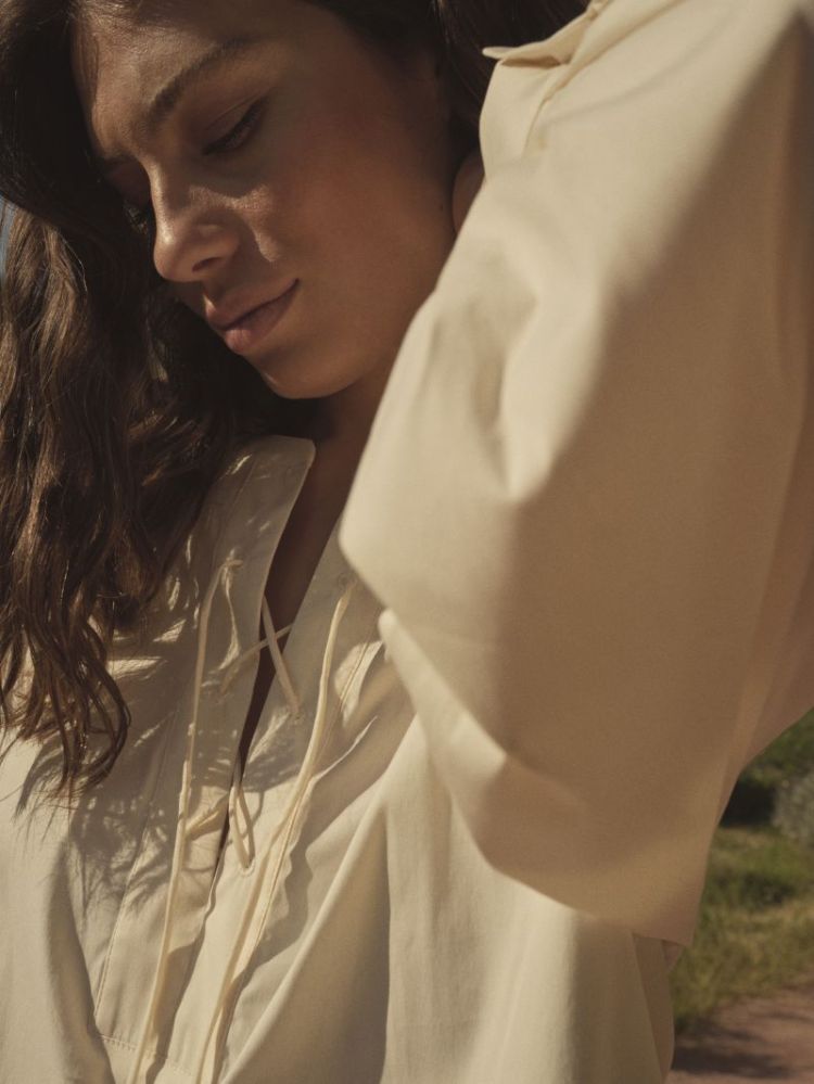 Heleen 260 creme white